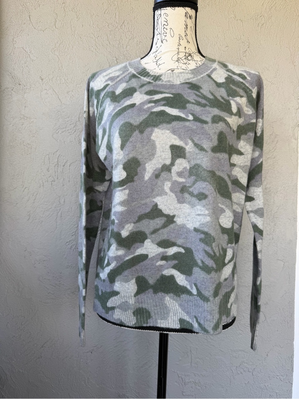Aqua Cashmere Camo Crewneck Sweater - Military Combo